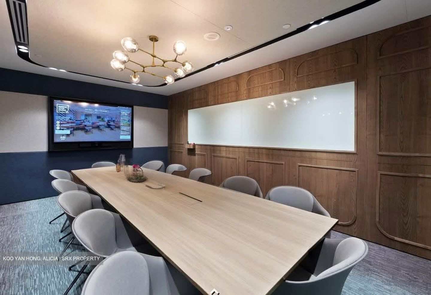 OCBC Centre East (D1), Office #568051041